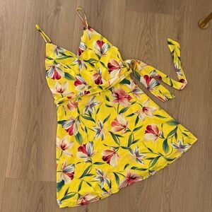 Yellow Floral Sleeveless Wrap Dress | Size L | NWT